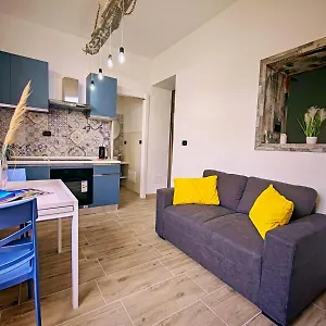Mes'e Làmpadas Appartamento