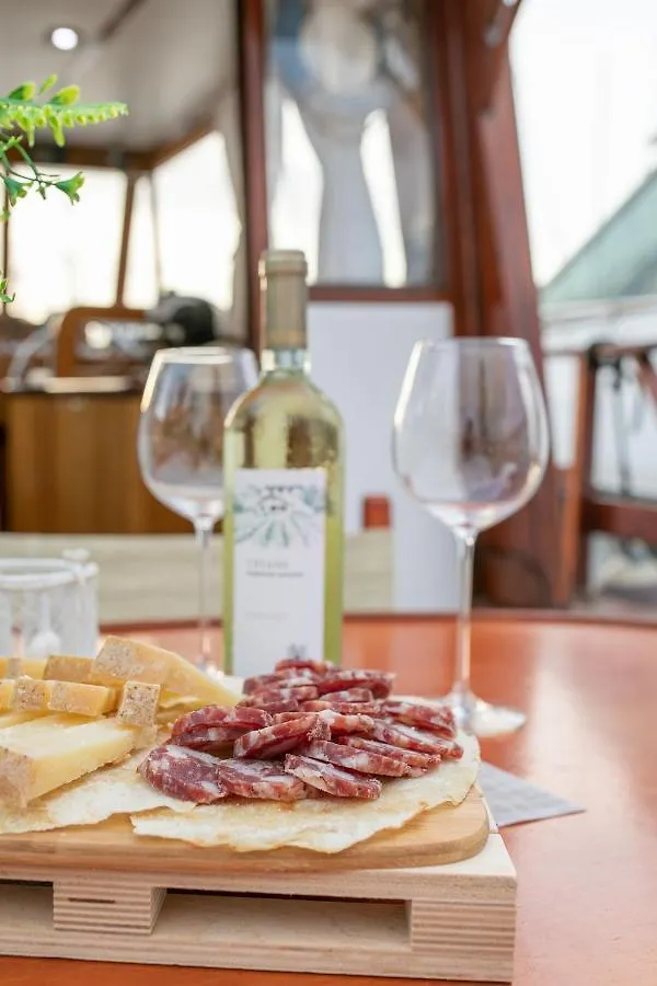 Marta Boat B&B Castelsardo